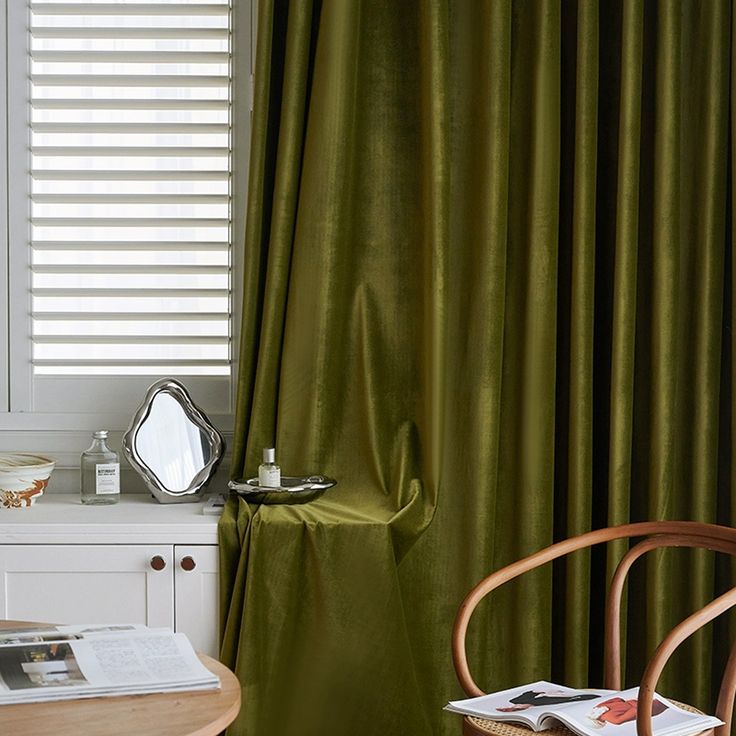 Royal Velvet Pinch Pleat Curtains for Luxury Home Décor